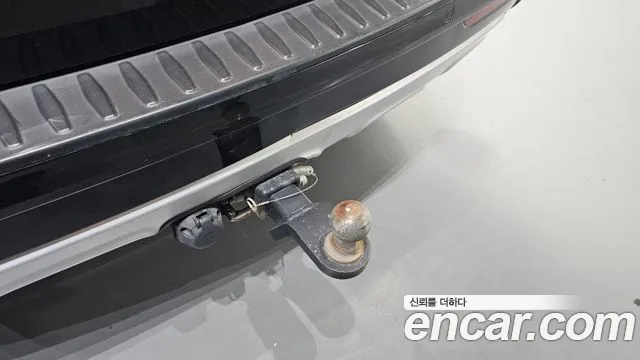 Kia Carnival 2016 thumb 9