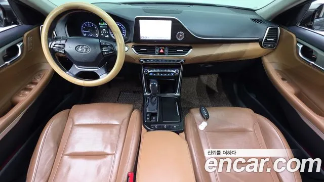 Hyundai Grandeur 2017 thumb 11