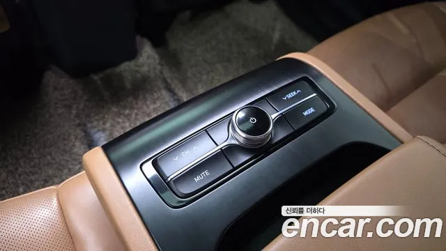 Hyundai Grandeur 2017 thumb 8
