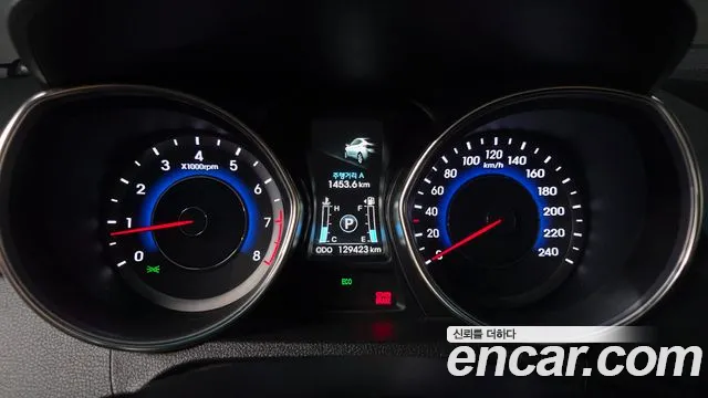 Hyundai Avante 2012 thumb 10