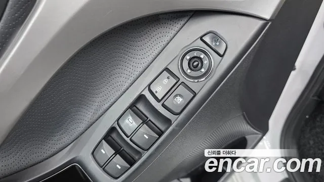 Hyundai Avante 2012 thumb 3
