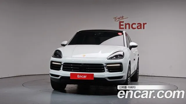 Porsche Cayenne 2022 thumb 10