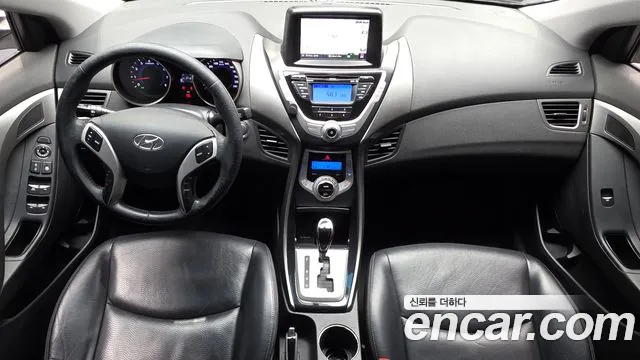 Hyundai Avante 2011 thumb 4