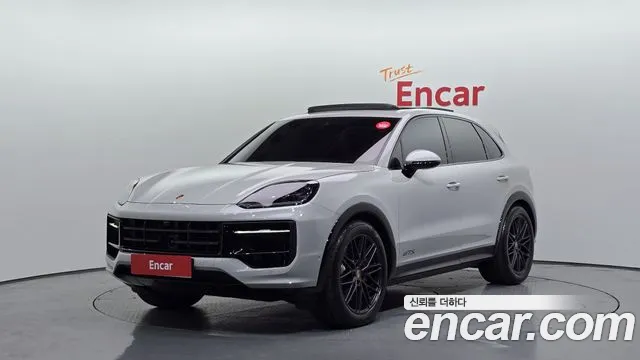 Porsche Cayenne 2025 thumb 6