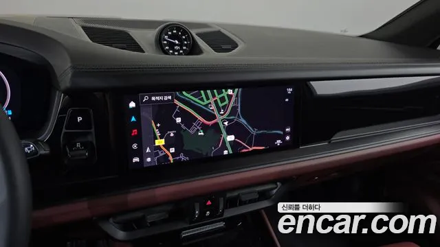 Porsche Cayenne 2025 thumb 5