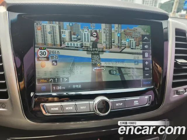 KGM Rexton 2019 thumb 12
