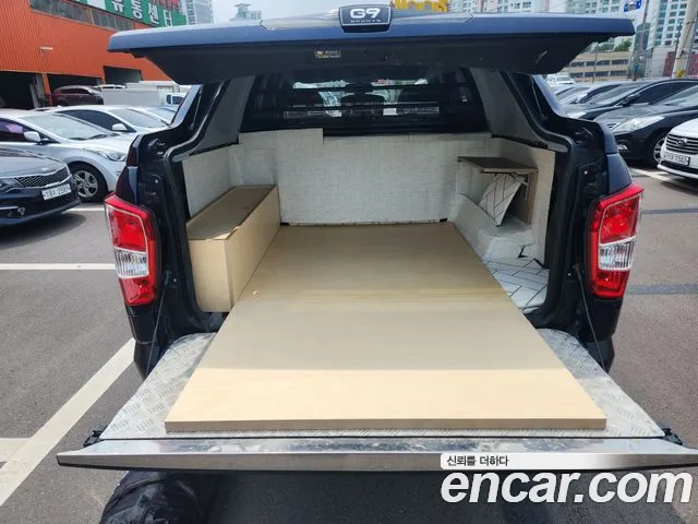 KGM Rexton 2019 thumb 11