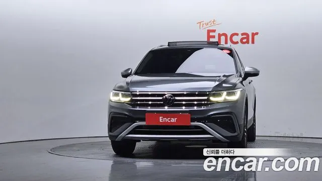 Volkswagen Tiguan Allspace 2023 thumb 3