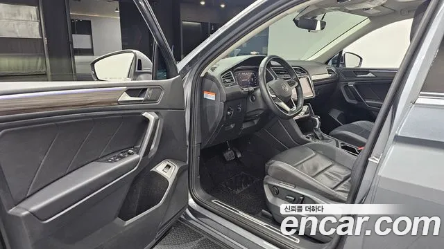 Volkswagen Tiguan Allspace 2023 thumb 7