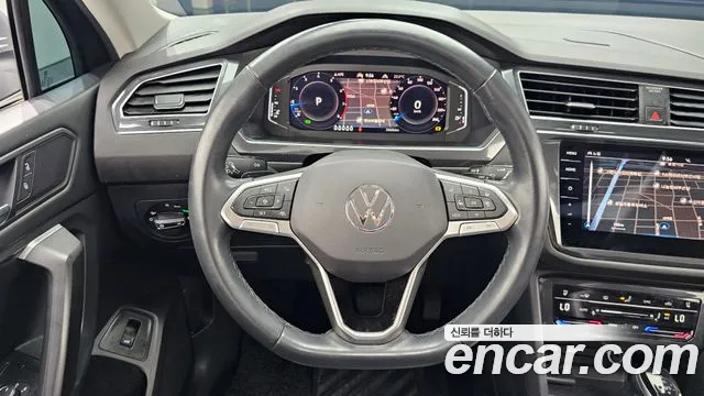 Volkswagen Tiguan Allspace 2023 thumb 10