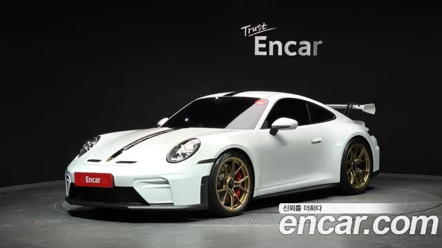 Porsche 911 2025 thumb 2