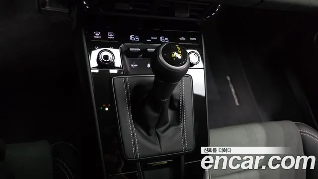 Porsche 911 2025 thumb 9