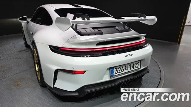 Porsche 911 2025 thumb 12