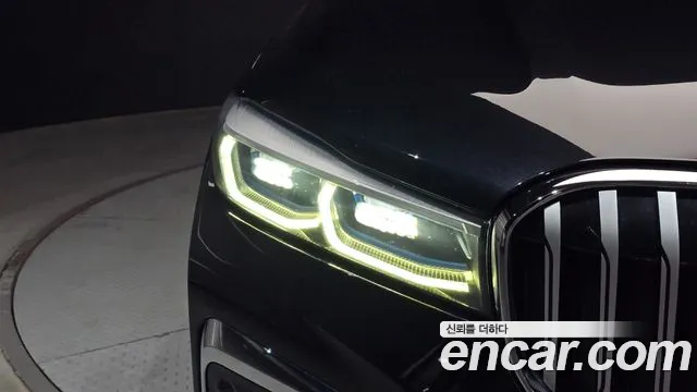 BMW 7 серии 2020 thumb 8