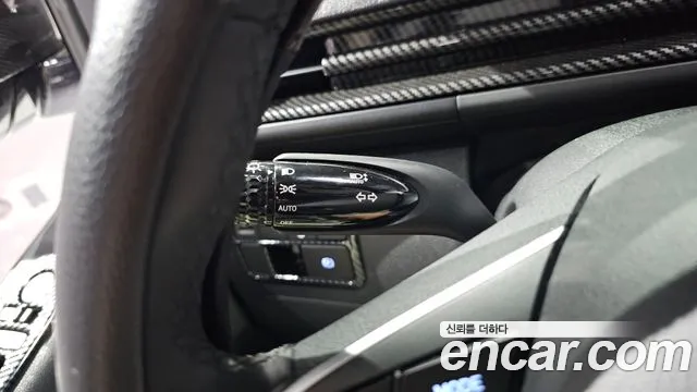Hyundai Staria 2024 thumb 6