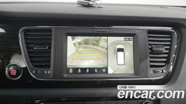 Kia Carnival 2020 thumb 6