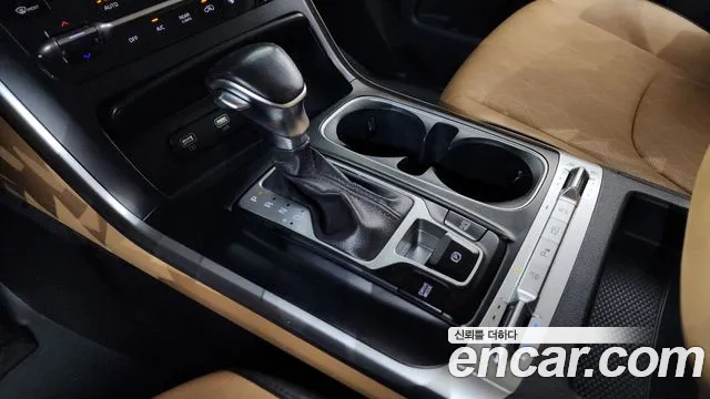 Kia Carnival 2021 thumb 11