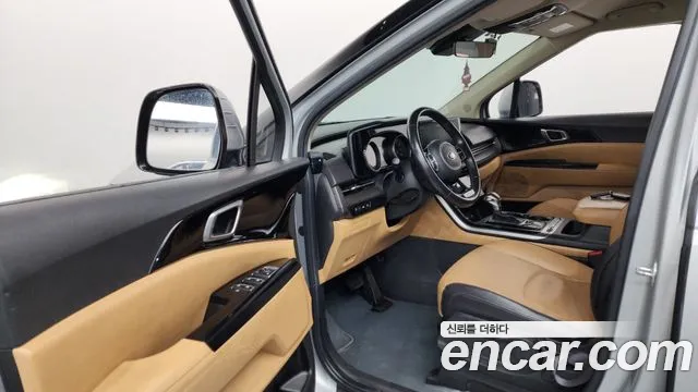 Kia Carnival 2021 thumb 10