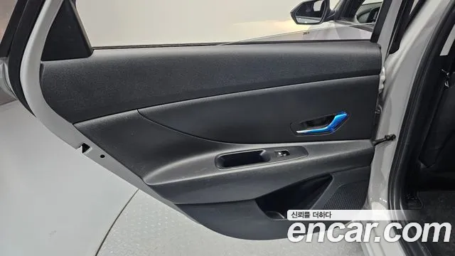Hyundai Elantra 2020 thumb 7