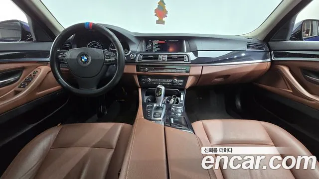 BMW 5 серии 2016 thumb 2