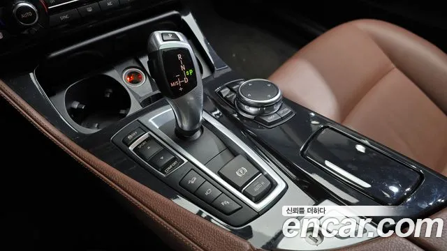 BMW 5 серии 2016 thumb 5