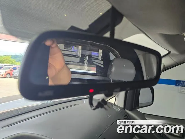 Hyundai Staria 2019 thumb 5