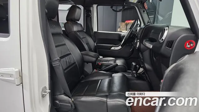 Jeep Wrangler 2012 thumb 10