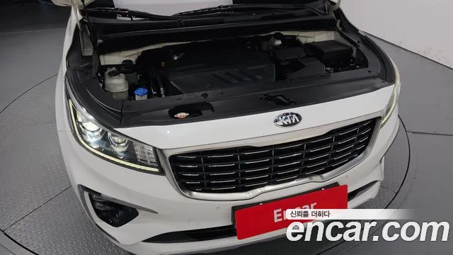 Kia Carnival 2018 thumb 12