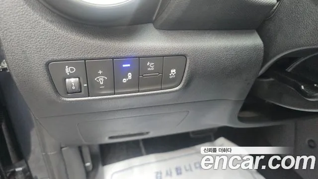 Hyundai Kona 2018 thumb 8