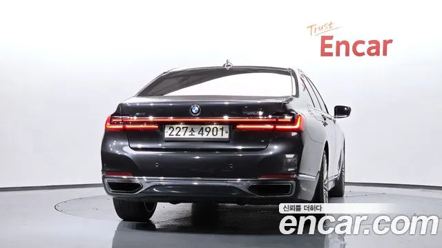 BMW 7 серии 2020 thumb 4