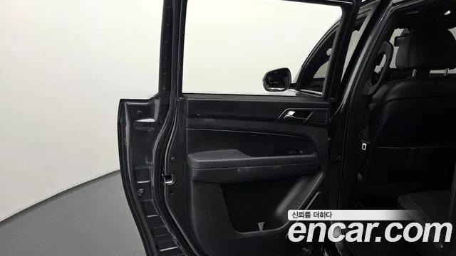 KGM Rexton 2023 thumb 12