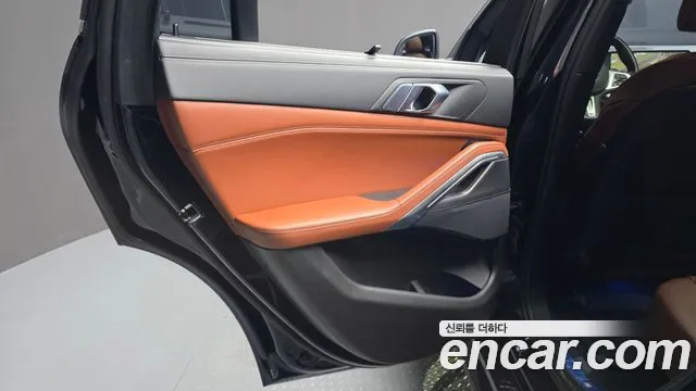 BMW X6 2022 thumb 10