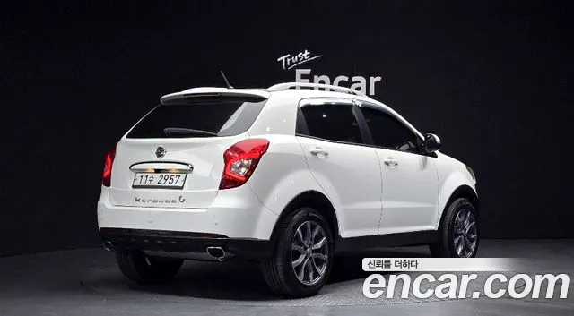 KGM Korando 2015 thumb 3