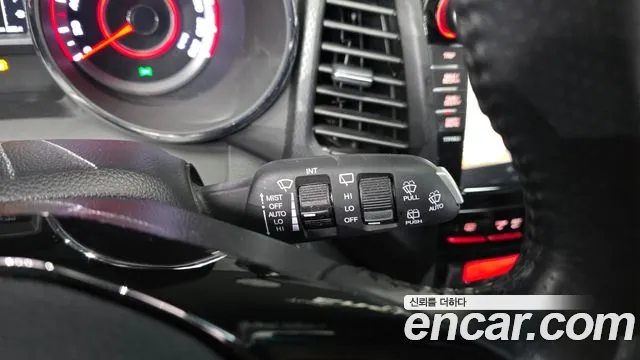 KGM Tivoli Air 2016 thumb 8