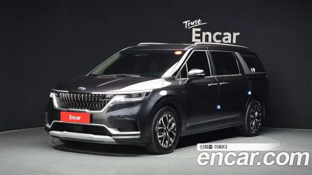 Kia Carnival 2021 thumb 2