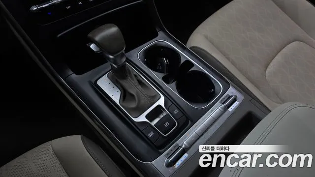 Kia Carnival 2021 thumb 3