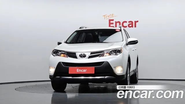 Toyota RAV4 2015 thumb 10