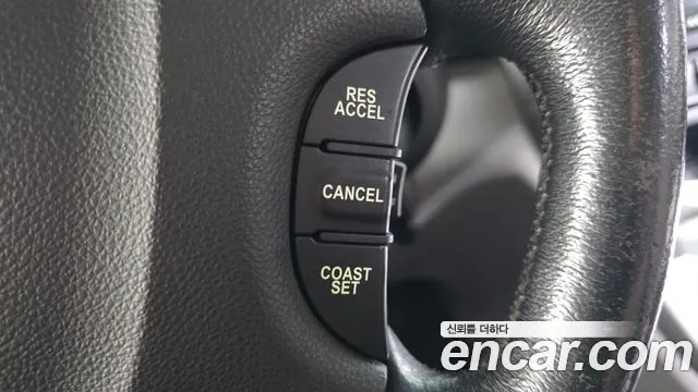 Kia Canival 2012 thumb 7