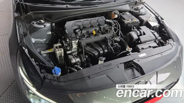 Hyundai Elantra 2022 thumb 5