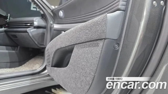 Hyundai Elantra 2022 thumb 10