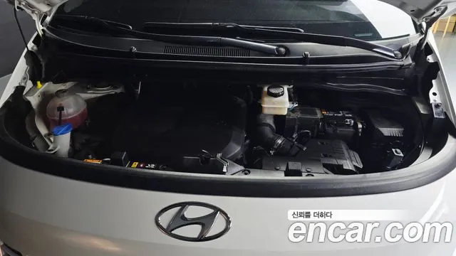 Hyundai Staria 2022 thumb 10