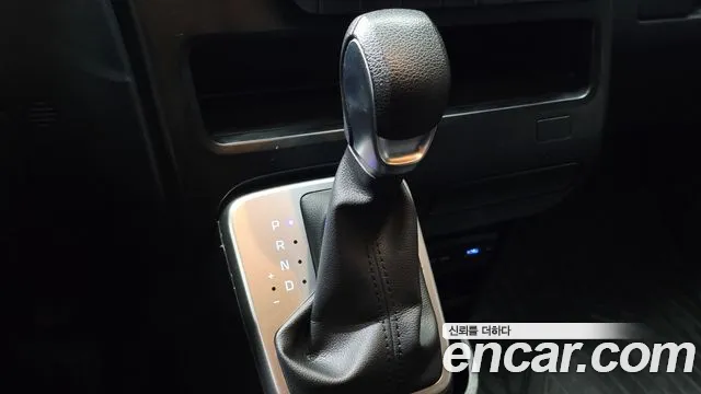 Hyundai Staria 2022 thumb 12