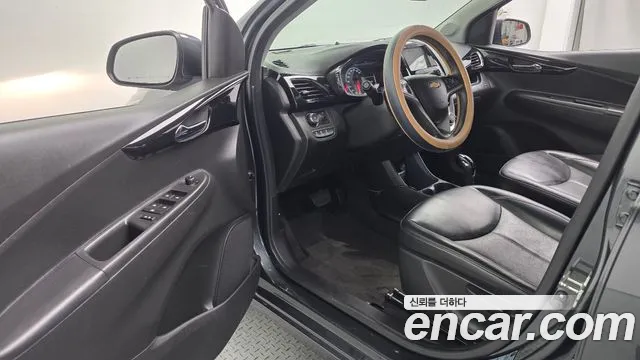 Chevrolet Spark 2016 thumb 6