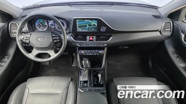Hyundai Grandeur 2018 thumb 4
