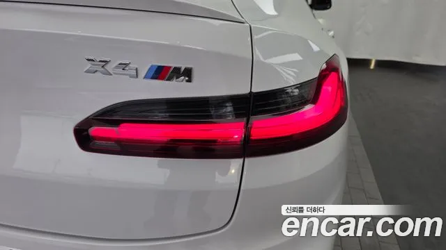 BMW X4M 2020 thumb 10
