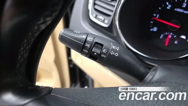 Kia Carnival 2019 thumb 2