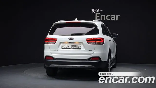 Kia Sorento 2017 thumb 4
