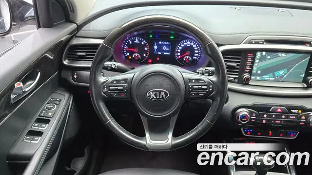 Kia Sorento 2017 thumb 11