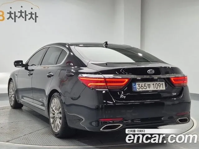 Kia K9 2015 thumb 2
