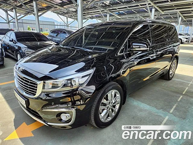 Kia Carnival 2016 thumb 3